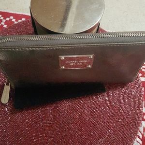 Michael Korks giftable zipper wallet.